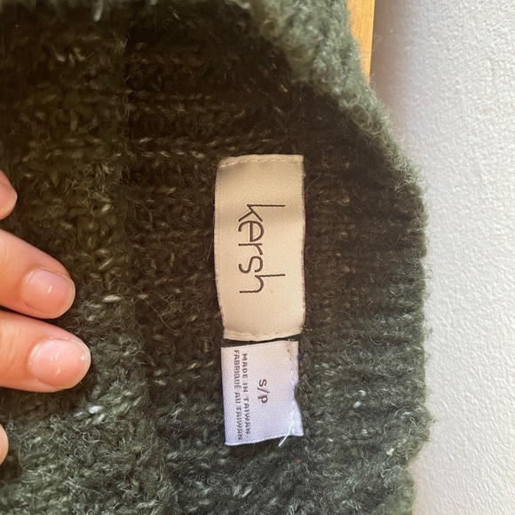 Kersh cropped scalloped sweater - Picture 2 of 4